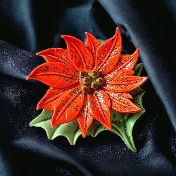 Vintage Poinsettia Brooch Pin Celluloid Plastic Christmas MCM Holiday Winter Red - Picture 1 of 14